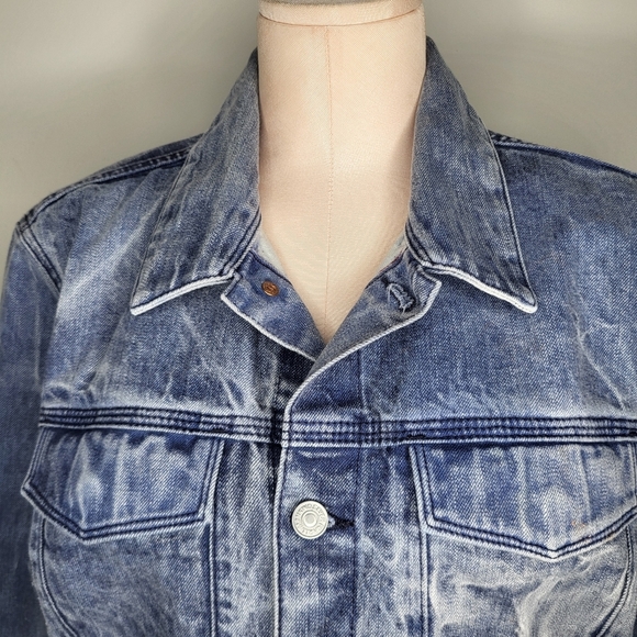 7 For All Mankind Denim Jacket in Washed Blue Size Medium - Picture 2 of 11